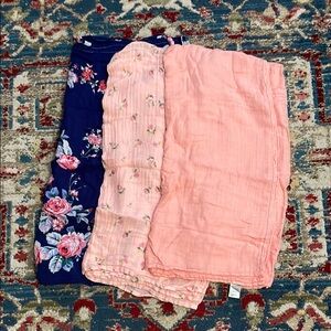 Momcozy Muslin Swaddle Blankets